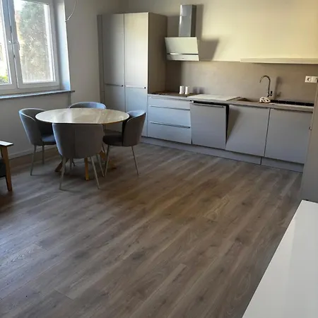 Apartament Big Flat With Garden *